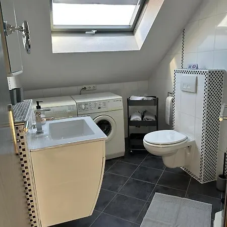 Nahe Naturschutzgebiet „wurmtal“ *