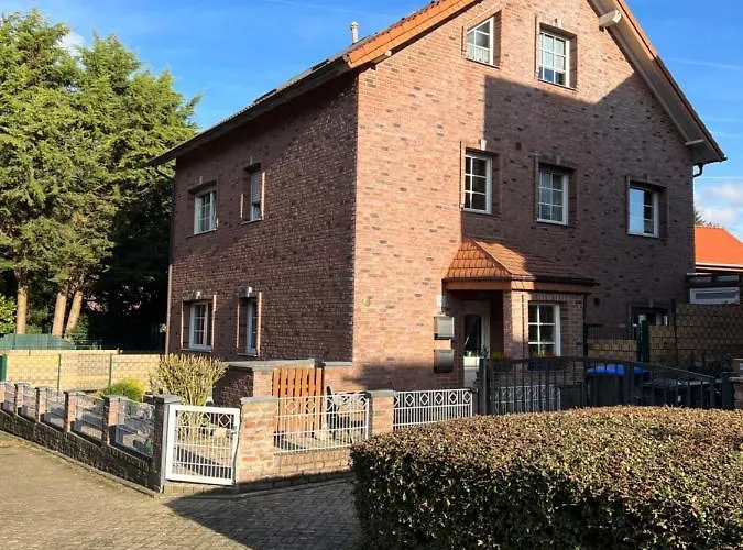 Nahe Naturschutzgebiet „wurmtal“ * Würselen