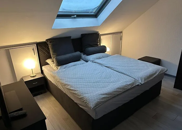 Nahe Naturschutzgebiet „wurmtal“ *