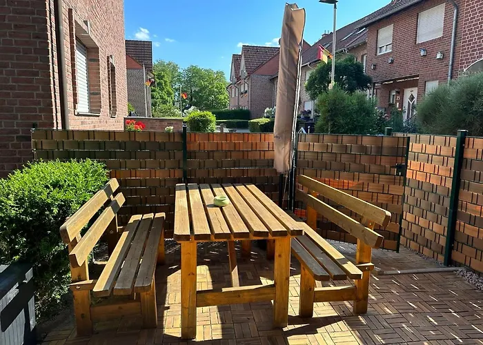 Nahe Naturschutzgebiet „wurmtal“ *